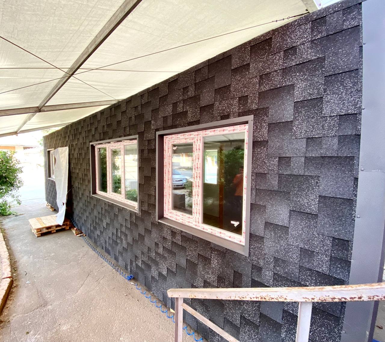 Украинским семьям раздадут комфортные домики: как они выглядят и кто получит жилье